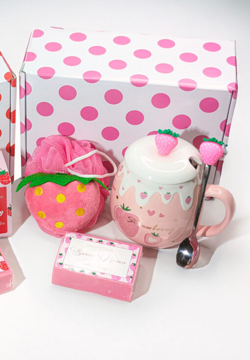 Pink Strawberry Mug Box - Image 2
